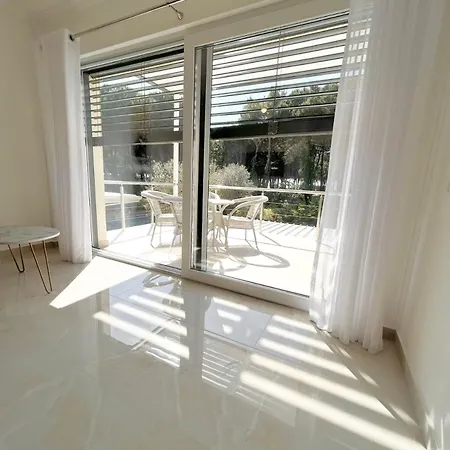 Apartament Swiss Qerret *