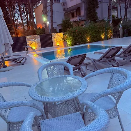 Swiss Qerret Apartman