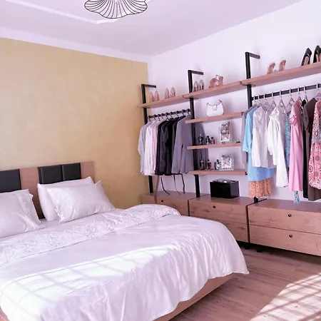 Apartament Swiss Qerret *