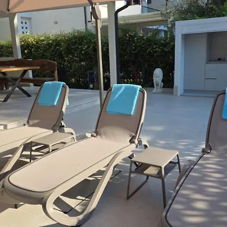 Swiss Qerret Golem (Tirana)