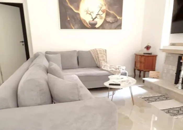 Apartament Swiss Qerret *