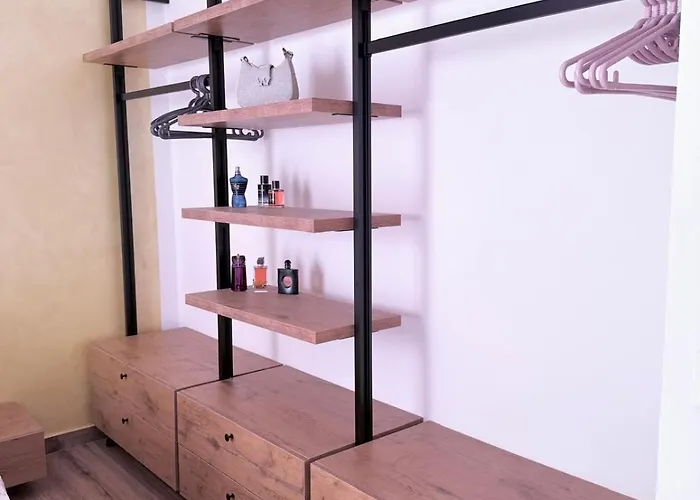 Swiss Qerret * Golem (Tirana)